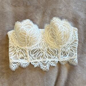 Victoria's Secret Ivory Lace Bandeau Bra